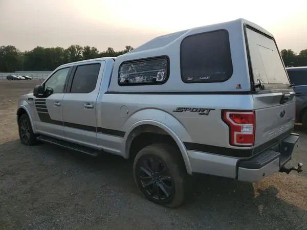1FTFW1EG0JFB98744 2018 FORD F-150 - Image 2
