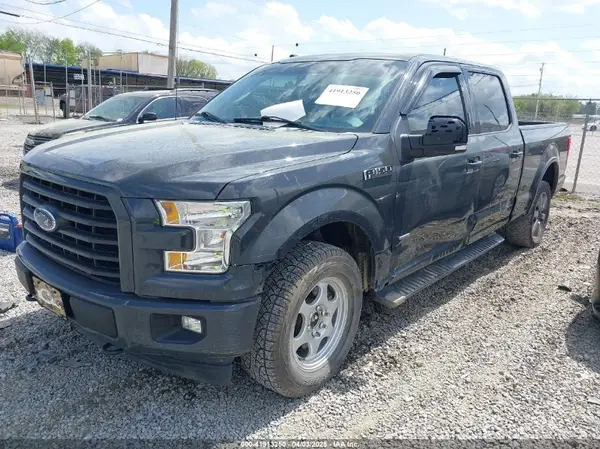 1FTFW1EG2HFB69725 2017 FORD F-150 - Image 2