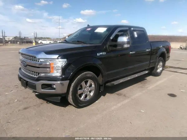 1FTFW1EG2JKC17060 2018 FORD F-150 - Image 2