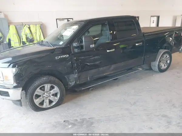 1FTFW1EG3JFD95200 2018 FORD F-150 - Image 2