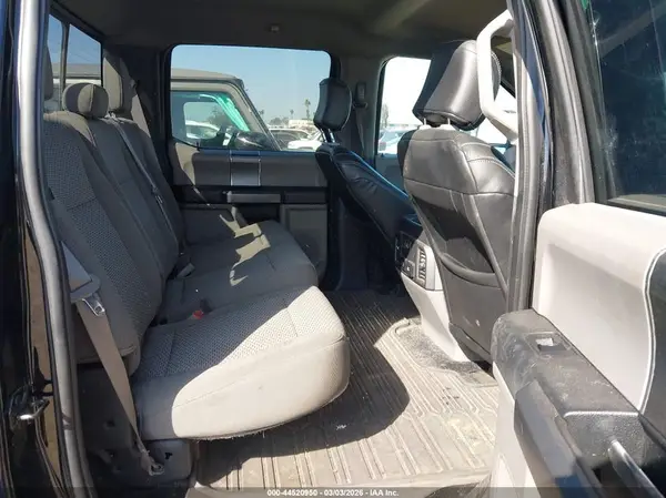 1FTFW1EG4JFB68209 2018 FORD F-150 - Image 8