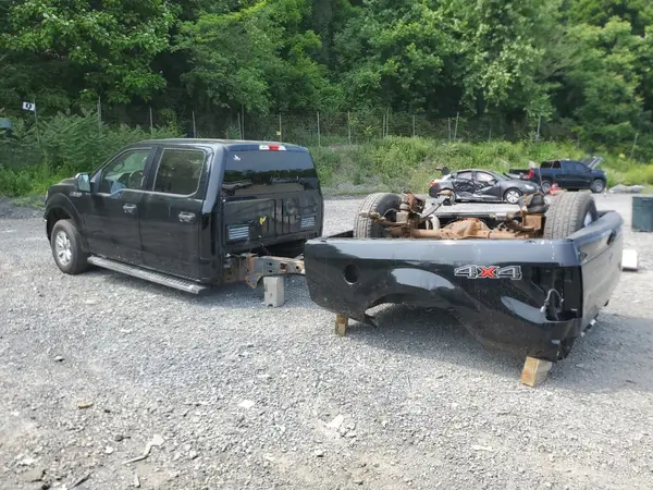 1FTFW1EG5JFB60460 2018 FORD F-150 - Image 2