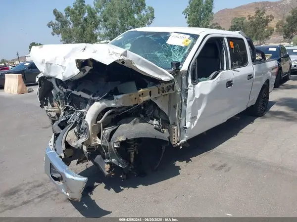 1FTFW1EG6HKE53205 2017 FORD F-150 - Image 2