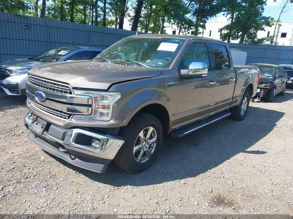 1FTFW1EG6JFE54370 2018 FORD F-150 - Image 2