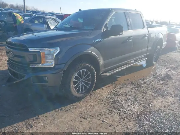 1FTFW1EG8JFB93811 2018 FORD F-150 - Image 2