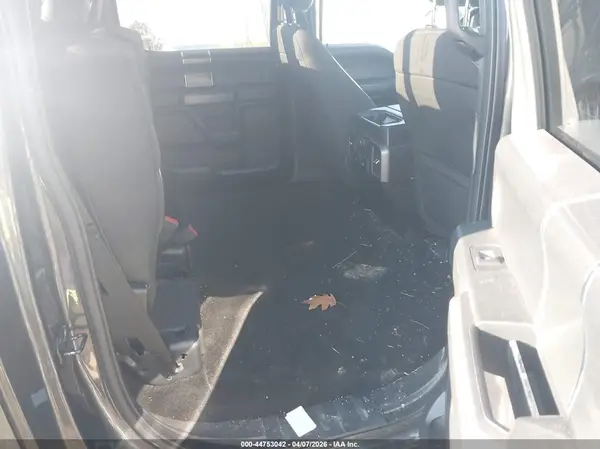 1FTFW1EG8JFB93811 2018 FORD F-150 - Image 8