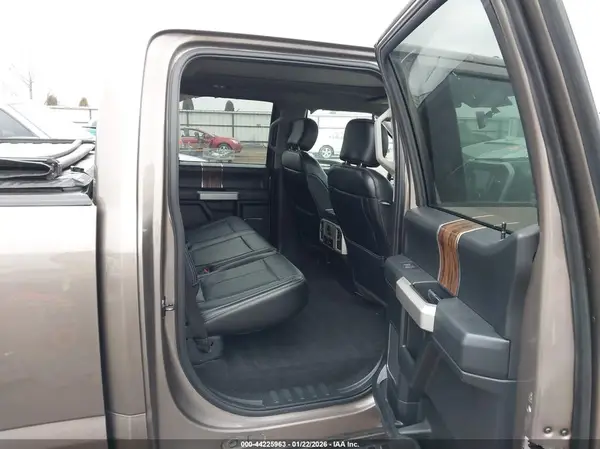 1FTFW1EG8JKG07239 2018 FORD F-150 - Image 8