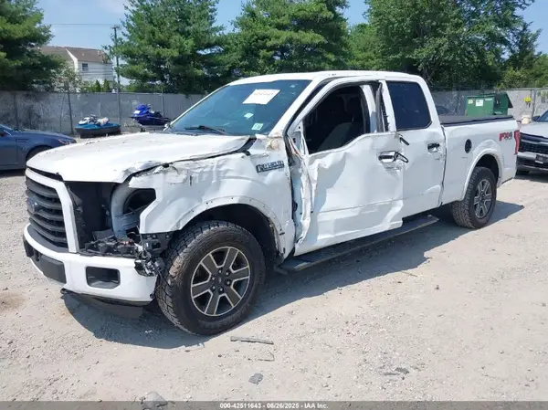 1FTFW1EG9GFB61216 2016 FORD F-150 - Image 2