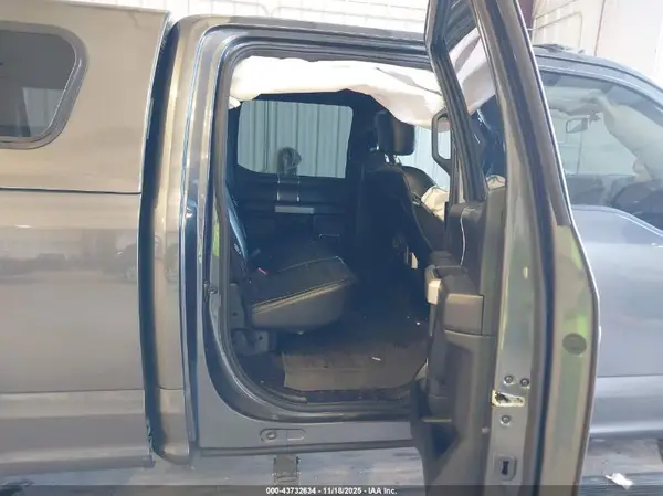 1FTFW1EGXJFB59725 2018 FORD F-150 - Image 8