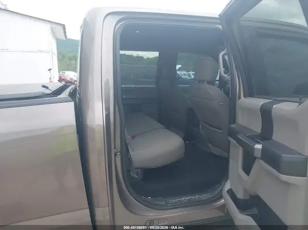 1FTFW1EGXJFC38084 2018 FORD F-150 - Image 8
