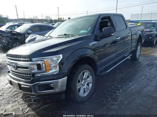 1FTFW1EGXJFE63850 2018 FORD F-150 - Image 2