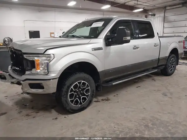 1FTFW1EGXJKF51496 2018 FORD F-150 - Image 2