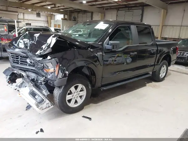 1FTFW1L53SKD41194 2025 FORD F-150 - Image 2