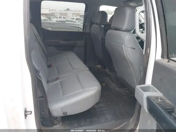1FTFW1L55SKD54724 2025 FORD F-150 - Image 8