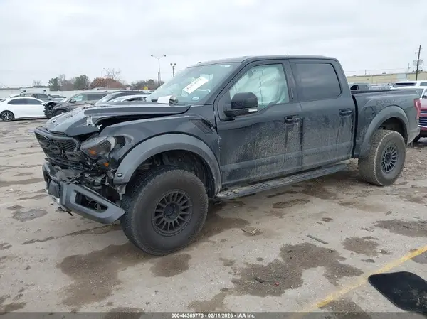 1FTFW1RG0JFA06586 2018 FORD F-150 - Image 2