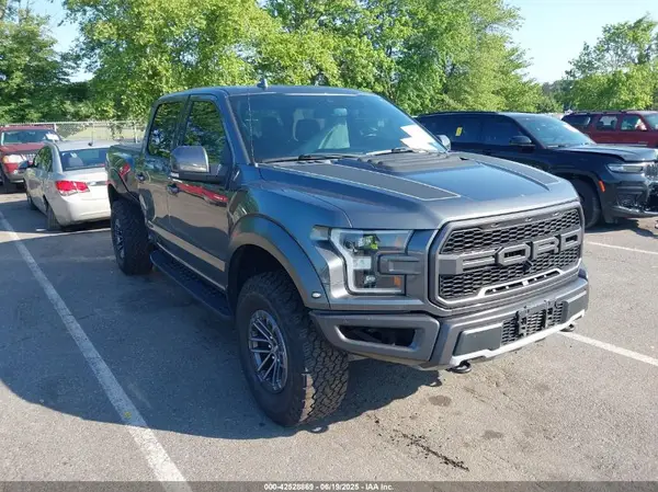 1FTFW1RG0KFA48614 2019 FORD F-150 - Image 1