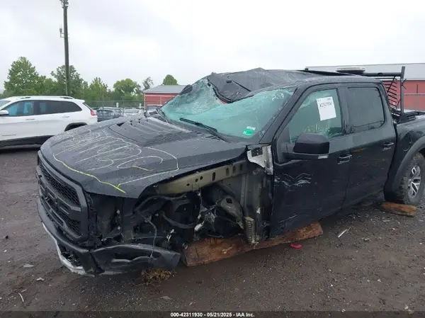 1FTFW1RG1HFC92345 2017 FORD F-150 - Image 2