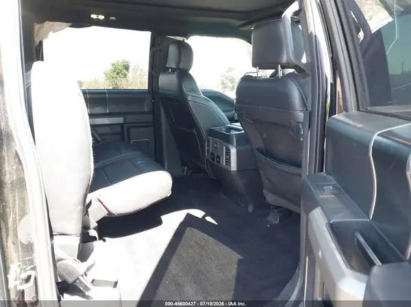 1FTFW1RG1JFD69656 2018 FORD F-150 - Image 8