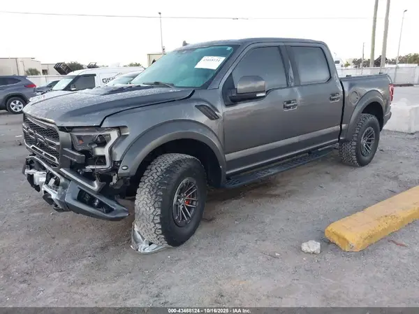 1FTFW1RG1KFA08140 2019 FORD F-150 - Image 2