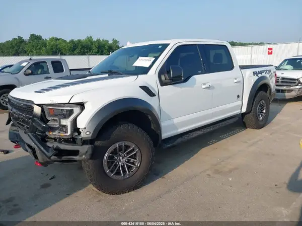 1FTFW1RG1KFA12690 2019 FORD F-150 - Image 2