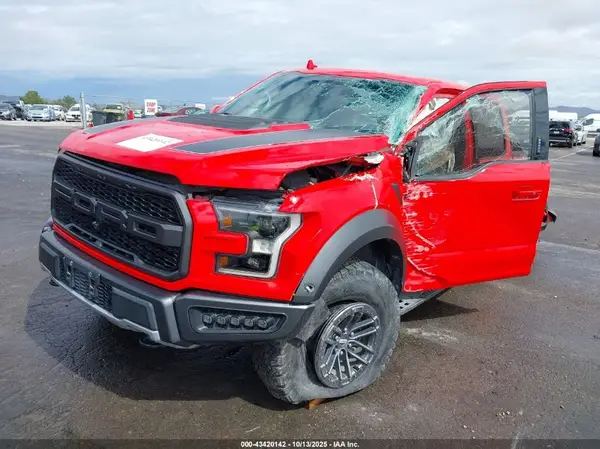 1FTFW1RG1KFB68390 2019 FORD F-150 - Image 2