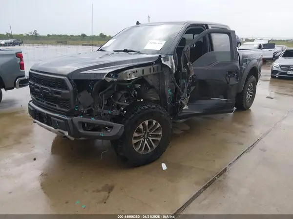1FTFW1RG1KFC83622 2019 FORD F-150 - Image 2