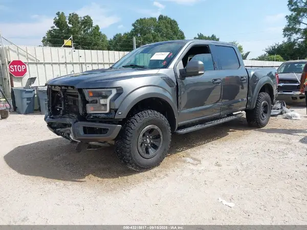 1FTFW1RG2HFA96818 2017 FORD F-150 - Image 2