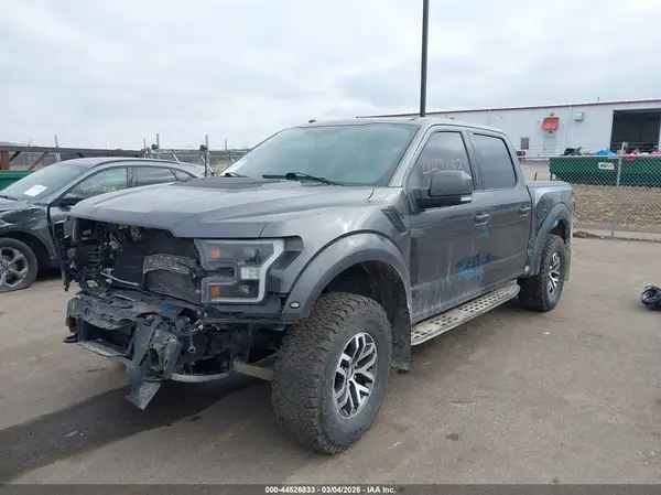 1FTFW1RG2JFA17749 2018 FORD F-150 - Image 2