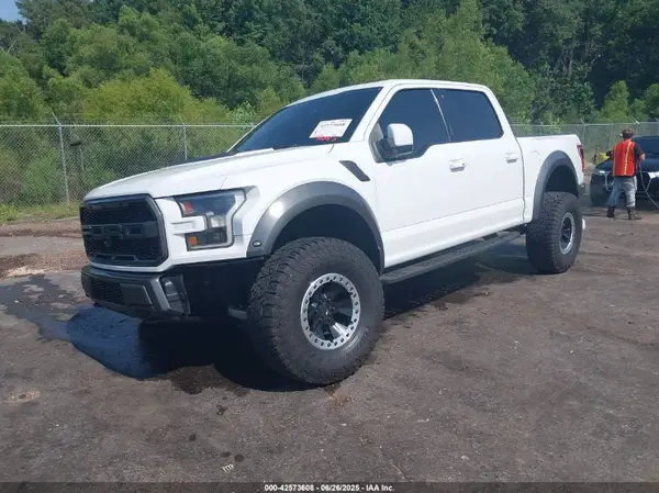 1FTFW1RG2JFC68688 2018 FORD F-150 - Image 2