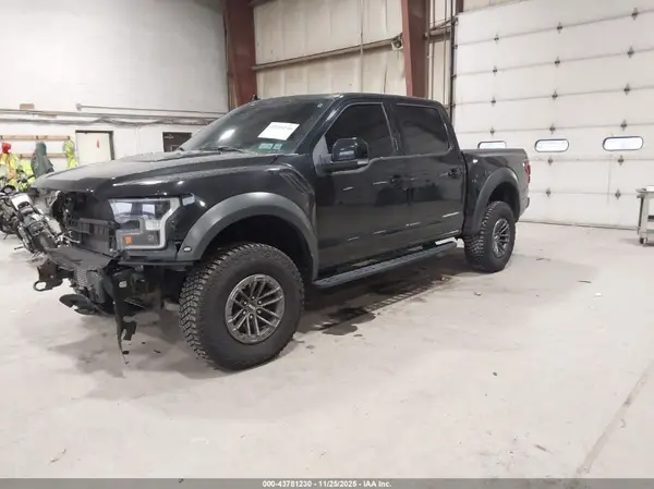 1FTFW1RG2KFC32940 2019 FORD F-150 - Image 2