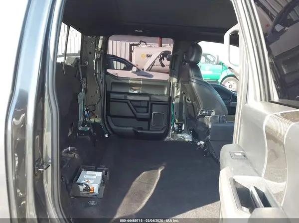 1FTFW1RG4JFE71131 2018 FORD F-150 - Image 8
