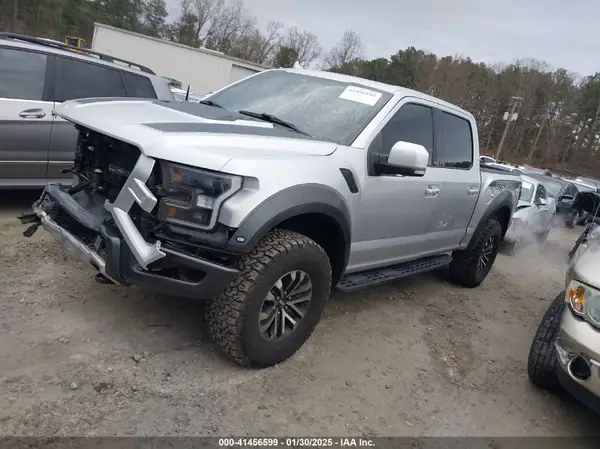 1FTFW1RG4KFA73158 2019 FORD F-150 - Image 2