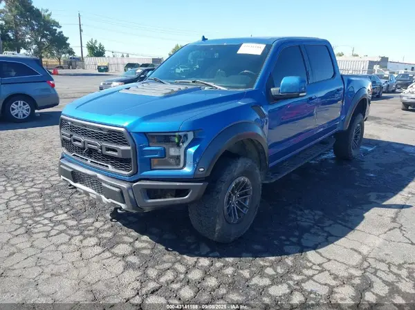 1FTFW1RG4KFC32194 2019 FORD F-150 - Image 2