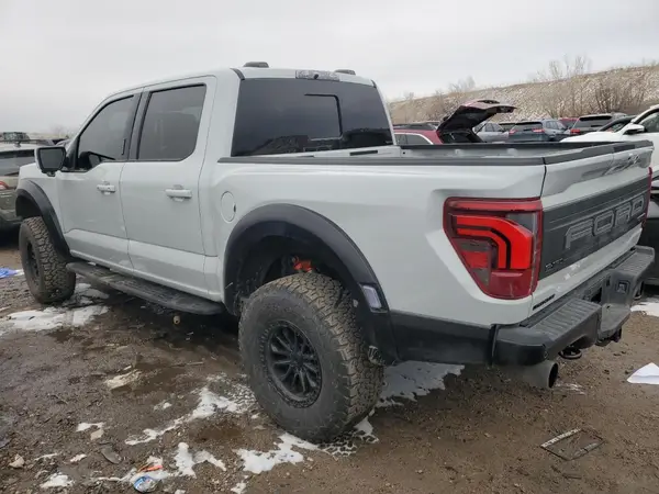 1FTFW1RG4RFB48094 2024 FORD F-150 - Image 2