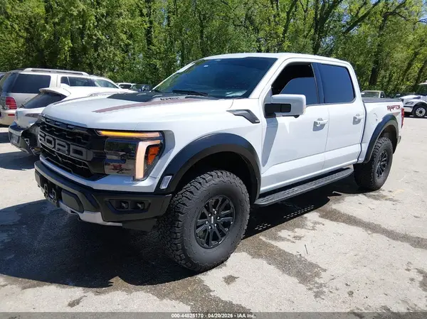 1FTFW1RG4SFB69565 2025 FORD F-150 - Image 2