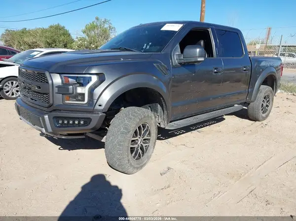 1FTFW1RG5JFC02328 2018 FORD F-150 - Image 2