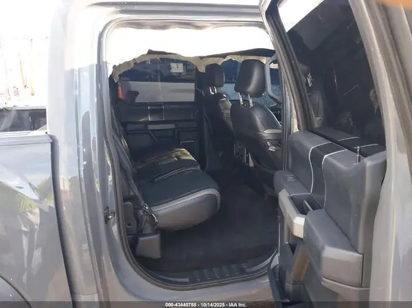1FTFW1RG5JFD04146 2018 FORD F-150 - Image 8