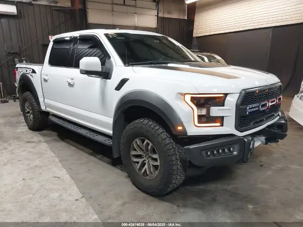 1FTFW1RG5JFD25949 2018 FORD F-150 - Image 1