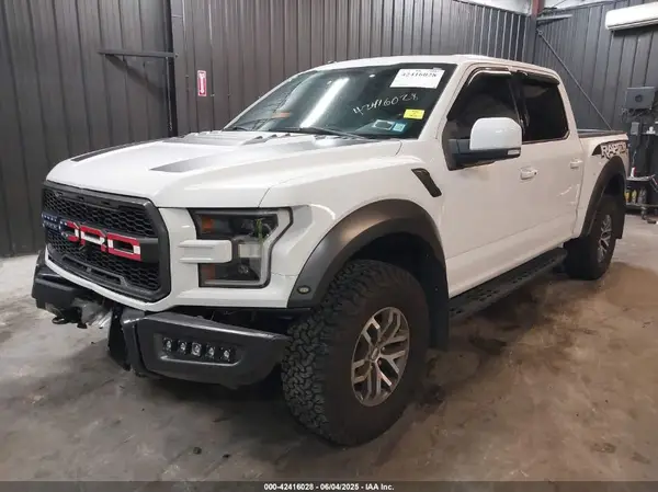 1FTFW1RG5JFD25949 2018 FORD F-150 - Image 2