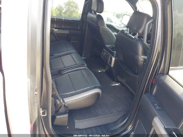 1FTFW1RG5JFE70957 2018 FORD F-150 - Image 8