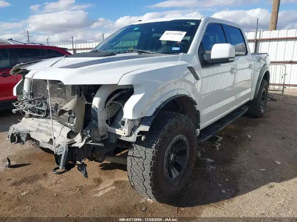 1FTFW1RG6JFA17642 2018 FORD F-150 - Image 2