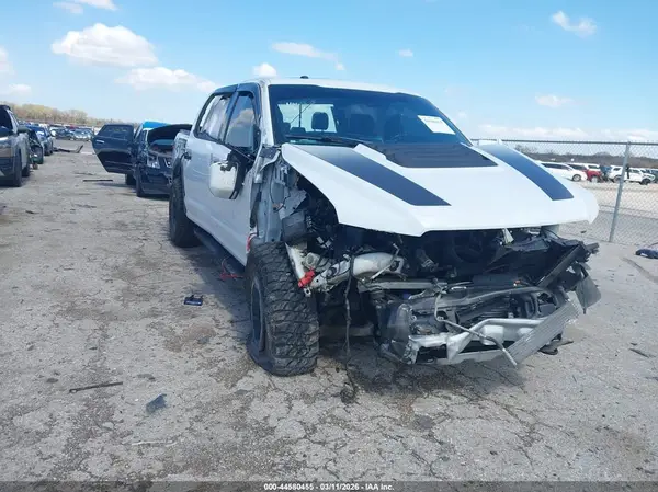 1FTFW1RG6JFA56750 2018 FORD F-150 - Image 1