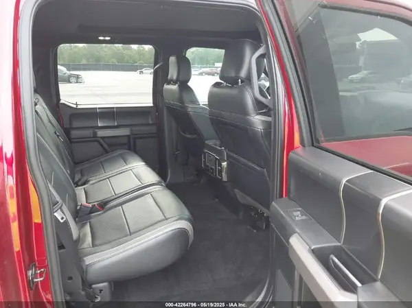 1FTFW1RG6JFB82624 2018 FORD F-150 - Image 8