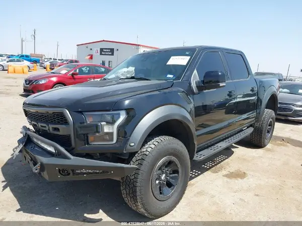 1FTFW1RG6JFB84843 2018 FORD F-150 - Image 2