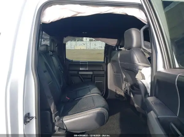 1FTFW1RG6JFB98726 2018 FORD F-150 - Image 8