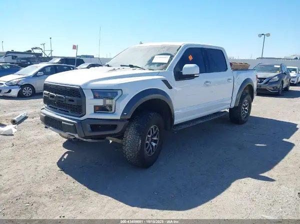 1FTFW1RG6KFB28435 2019 FORD F-150 - Image 2