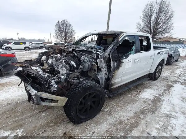 1FTFW1RG7JFE17712 2018 FORD F-150 - Image 2