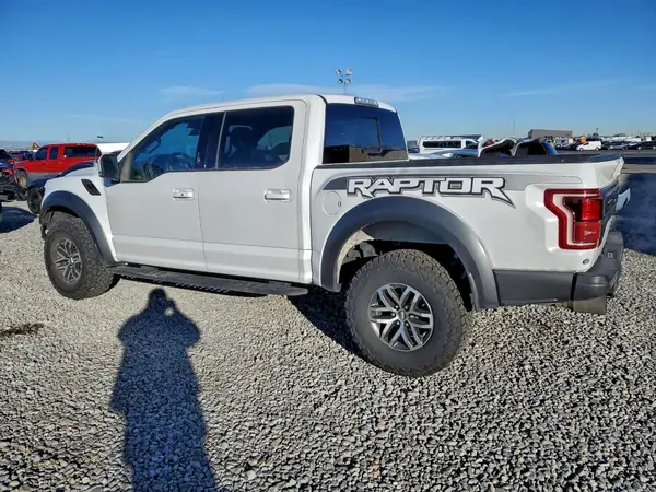 1FTFW1RG7JFE17841 2018 FORD F-150 - Image 2