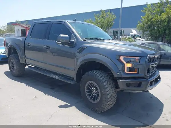 1FTFW1RG7KFB04211 2019 FORD F-150 - Image 1