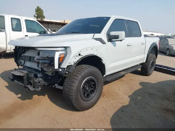 1FTFW1RG7RFB94955 2024 FORD F-150 - Image 2